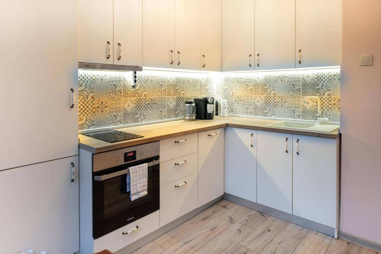 Spacious 1Bdr Apartment Near City Center Szófia Kültér fotó